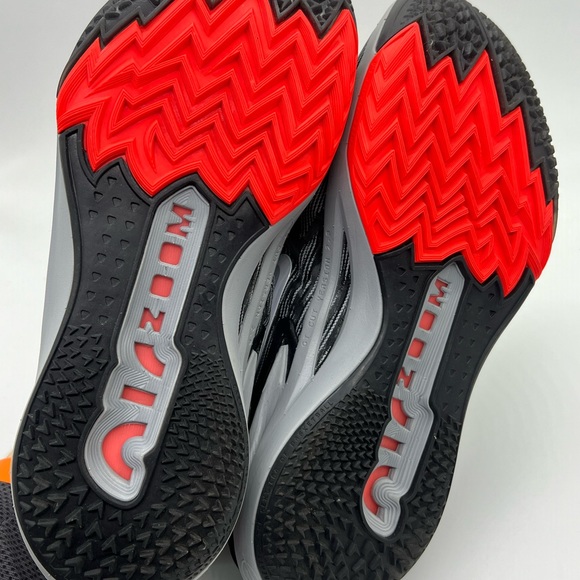 USED Nike Men’s Air Zoom G.T. Cut 2 Basketball Shoes DJ6015-001 size 10.5 USED - Picture 5 of 9